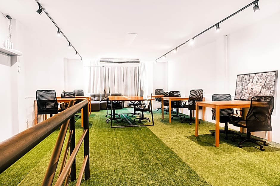 Breakers Hotel Rawai