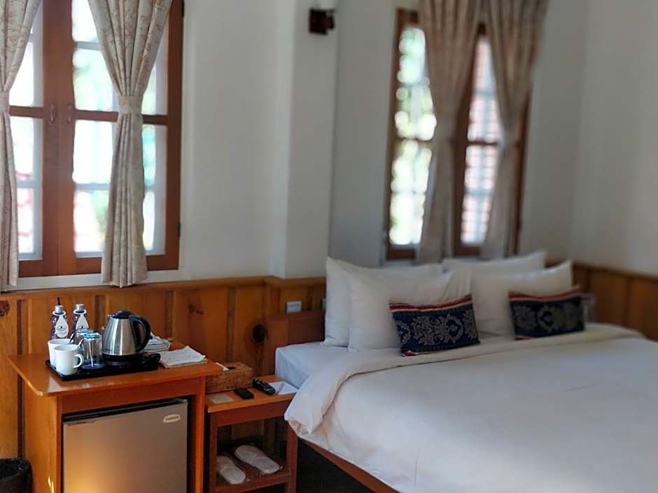Hillock Villa