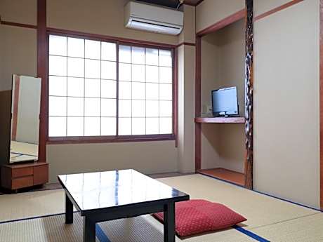 Japanese-Style Room