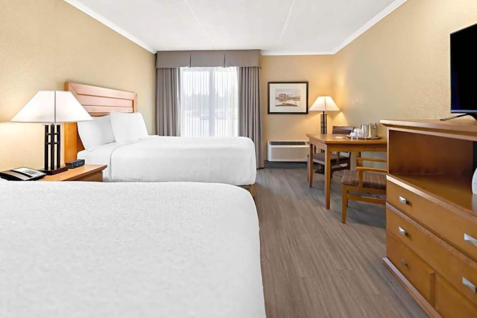 Best Western Plus NorWester Hotel & Conference Centre