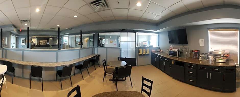 Super 8 by Wyndham Edmonton International Airport