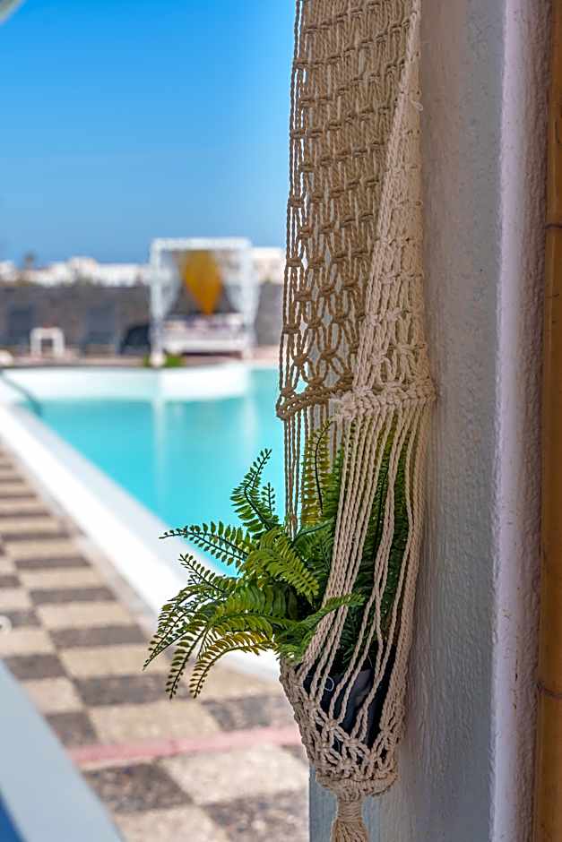 Sandy's Paradise Infinity