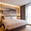 Howard Johnson by Wyndham Life ZhuoYuan Ningbo