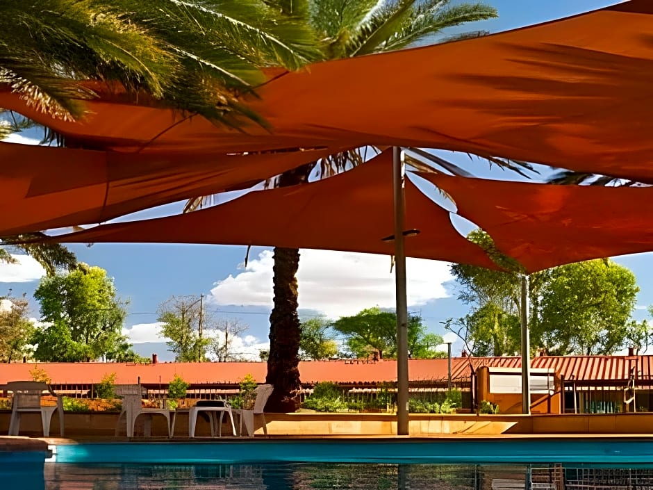 Seasons Hotel Newman