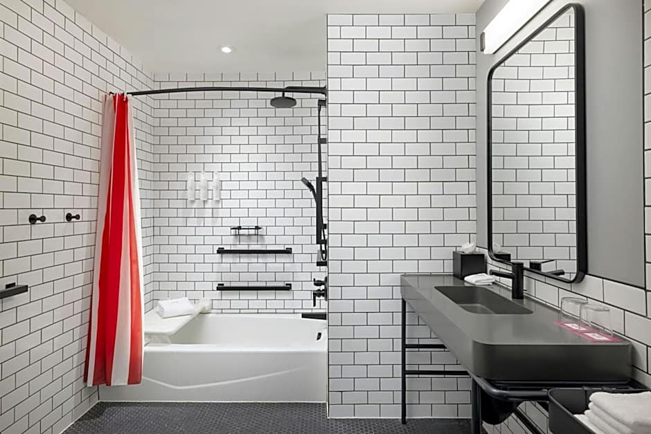 Moxy Allentown Downtown