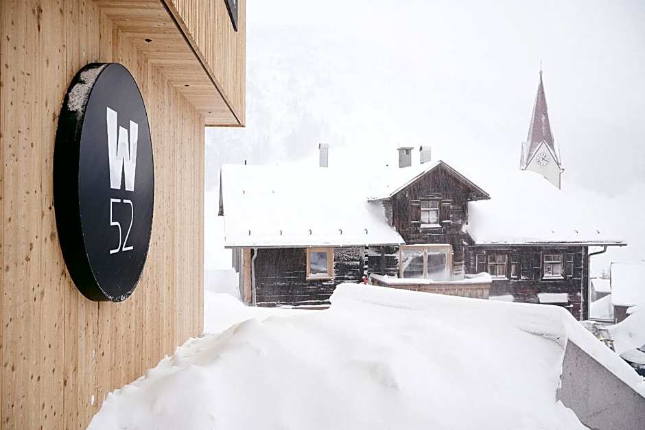 Warth52-W52 Apartments