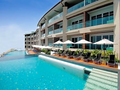 Kc Resort & Over Water Villas