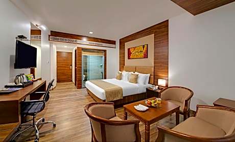 Hazel Suite