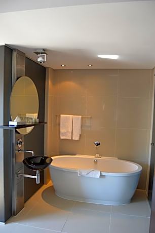 Colosseum Hotel