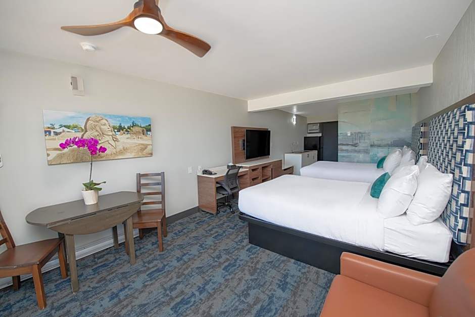 Sea Edge Beachside Hotel