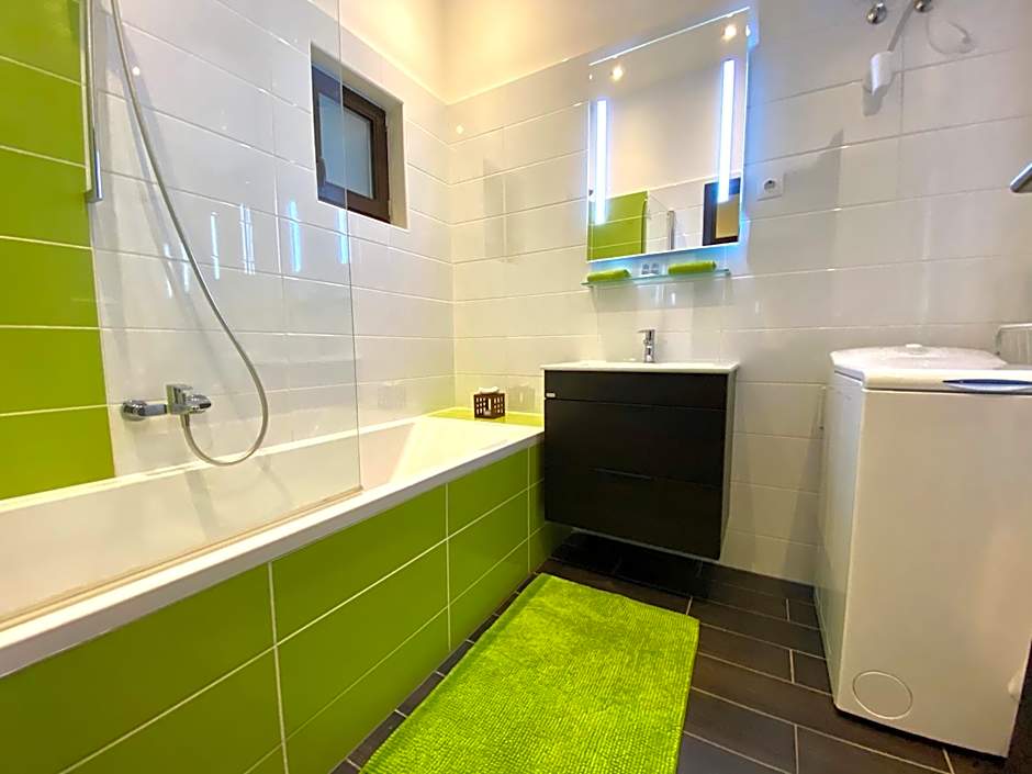 GRACIA APARTMENT HOUSE