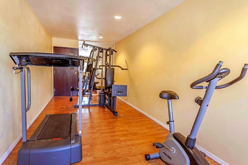 Quality Inn Near Seattle Premium Outlets