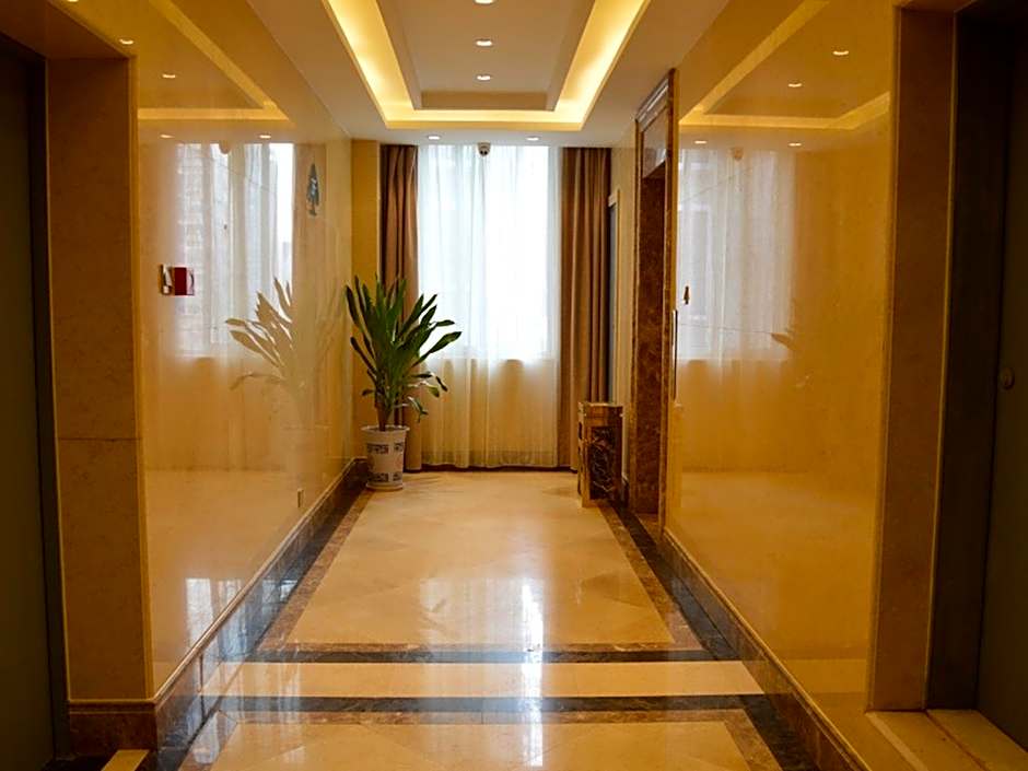 GreenTree Inn Huaian Xuyi Royal Garden Express Hotel