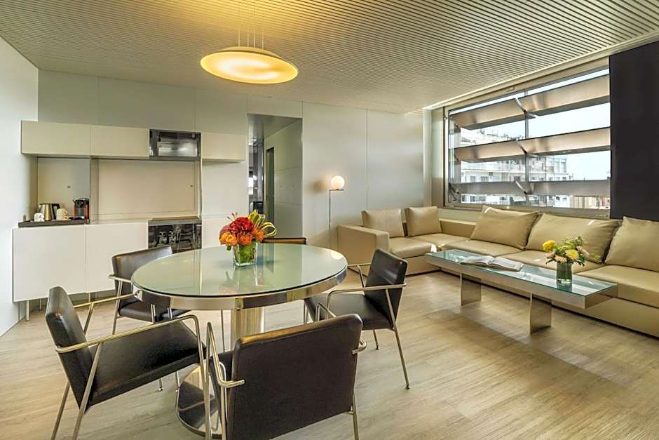 NH Collection Barcelona Constanza