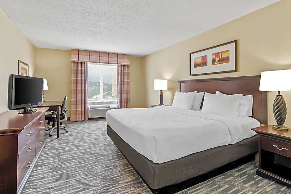 Country Inn & Suites by Radisson, Princeton, WV