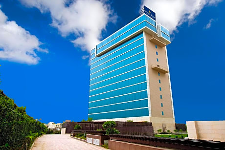 Golden Suites Gurugram by Inde Hotels