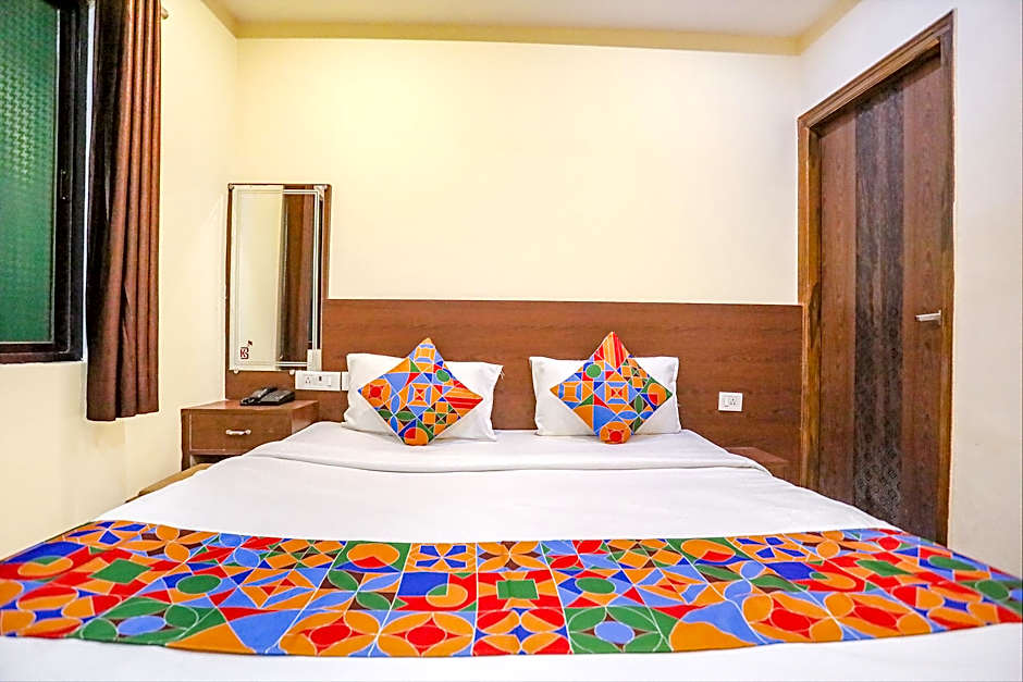 FabExpress Banarasi Kothi
