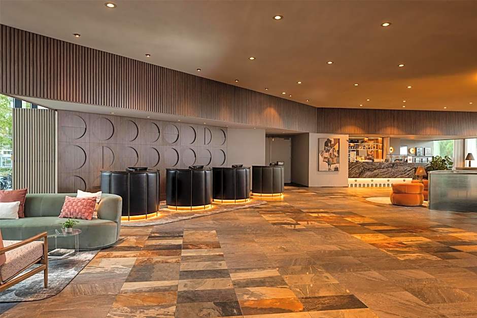 Haven Hotel Rotterdam, Curio Collection by Hilton