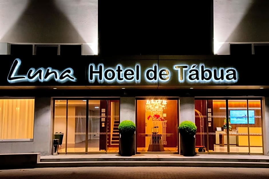Luna Hotel de Tábua