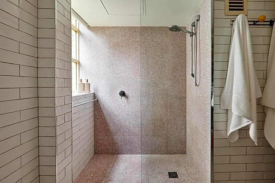 Deco Loft on Russell Street