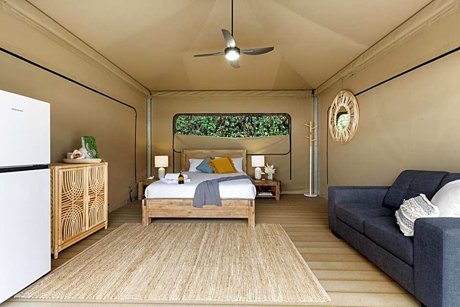 Poinciana at Cooee Bay