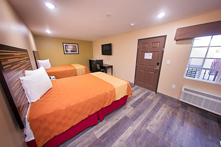 GAREY MOTEL