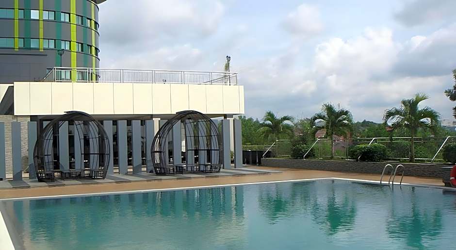 Ck Tanjungpinang Hotel And Convention Centre