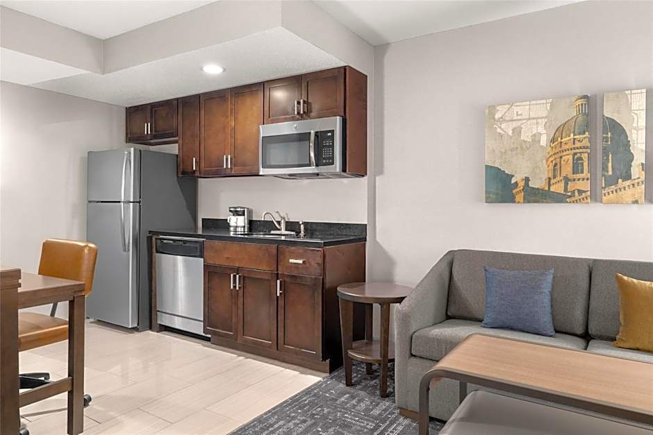 Homewood Suites by Hilton Indianapolis Carmel