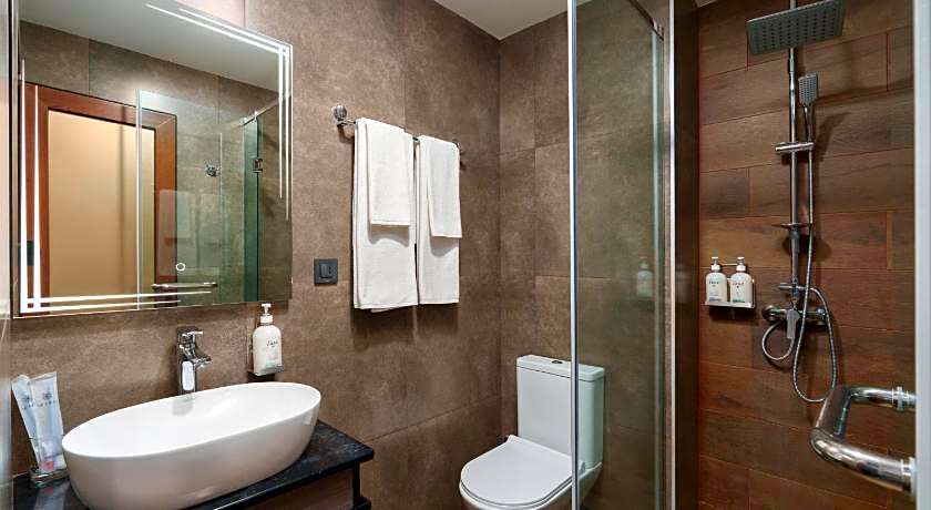 Elysium Gallery Hotel