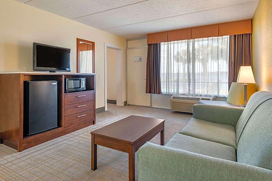 Quality Inn & Suites Palatka Riverfront