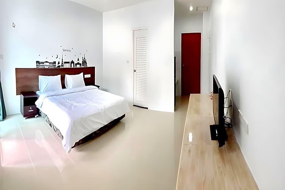 Nai Yang Place - Phuket Airport