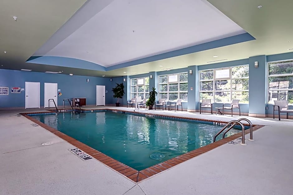 Holiday Inn Express Hotel & Suites Charlotte Southeast - Matthew By IHG