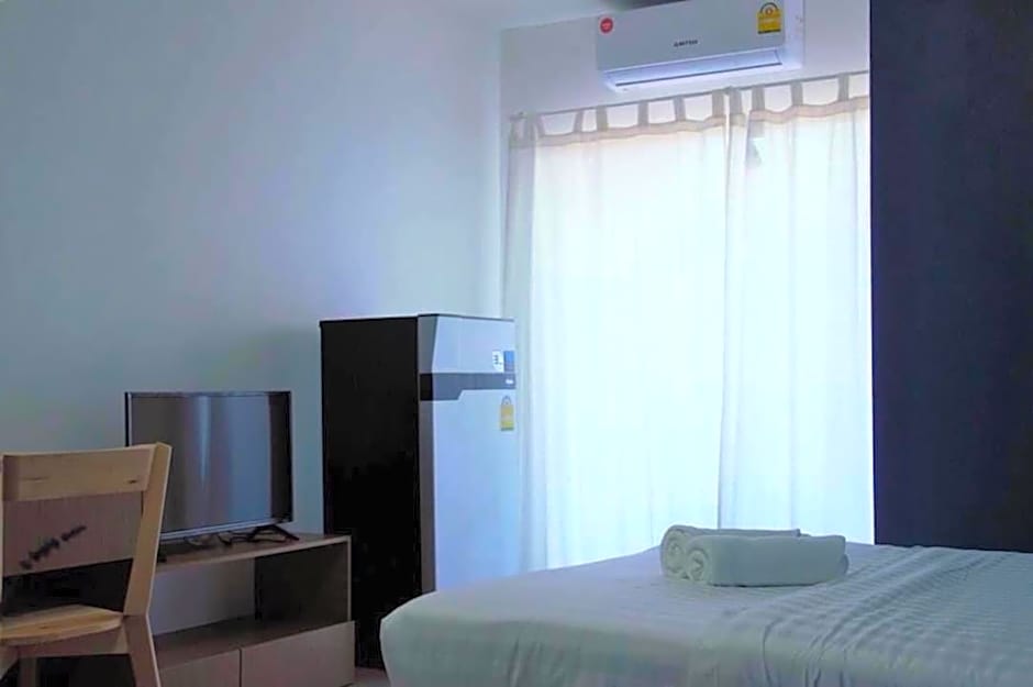 H12, The Stylish Apartment