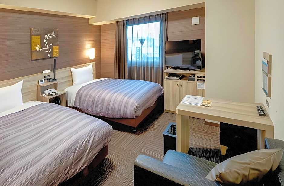 Hotel Route Inn Takamatsu Yashima