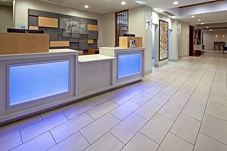 Holiday Inn Express & Suites Clovis Fresno Area By IHG