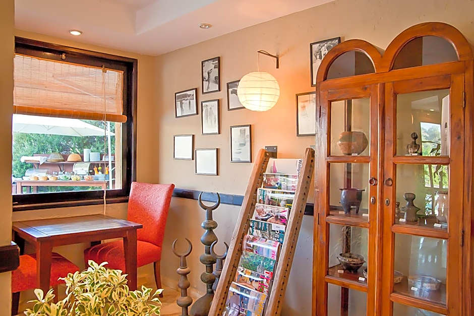 4reasons hotel + bistro | 12+