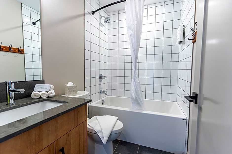 Basecamp Suites Revelstoke