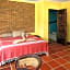 Villa Kiwi. Huge Pool, Steps To Town n Beach. 6 plus BRM 7.5 BTH 3 KCN