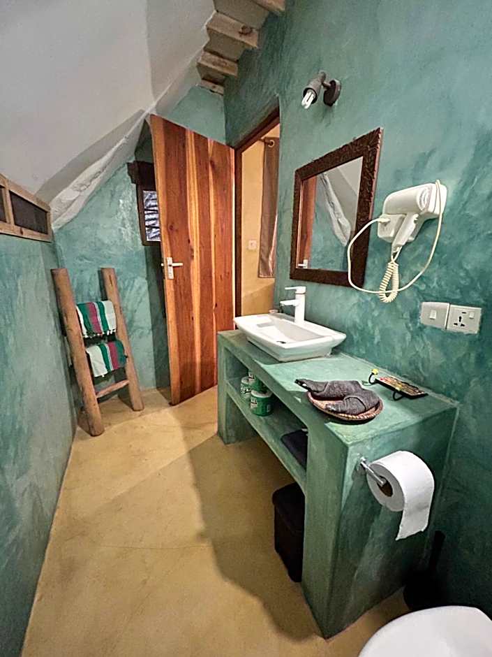 Bahari Beach Bungalows