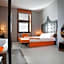 Orange Hotel