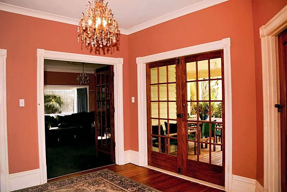 English Cherry Tree Manor