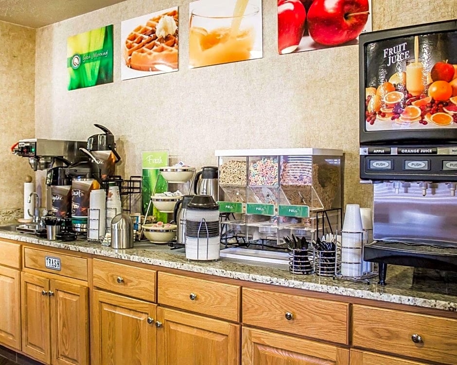 Quality Inn & Suites Sturgeon Bay 