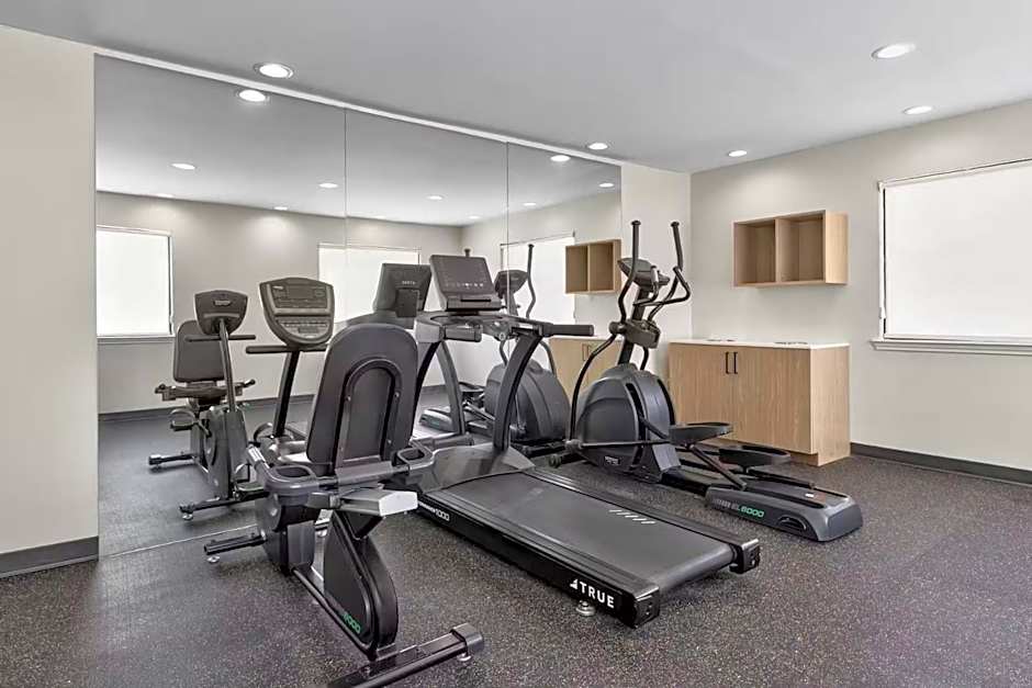 Hawthorn Extended Stay by Wyndham DFW Airport North