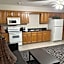 Days Inn by Wyndham Grove
