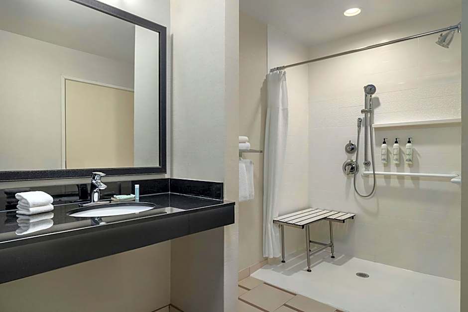 Fairfield Inn & Suites by Marriott Athens