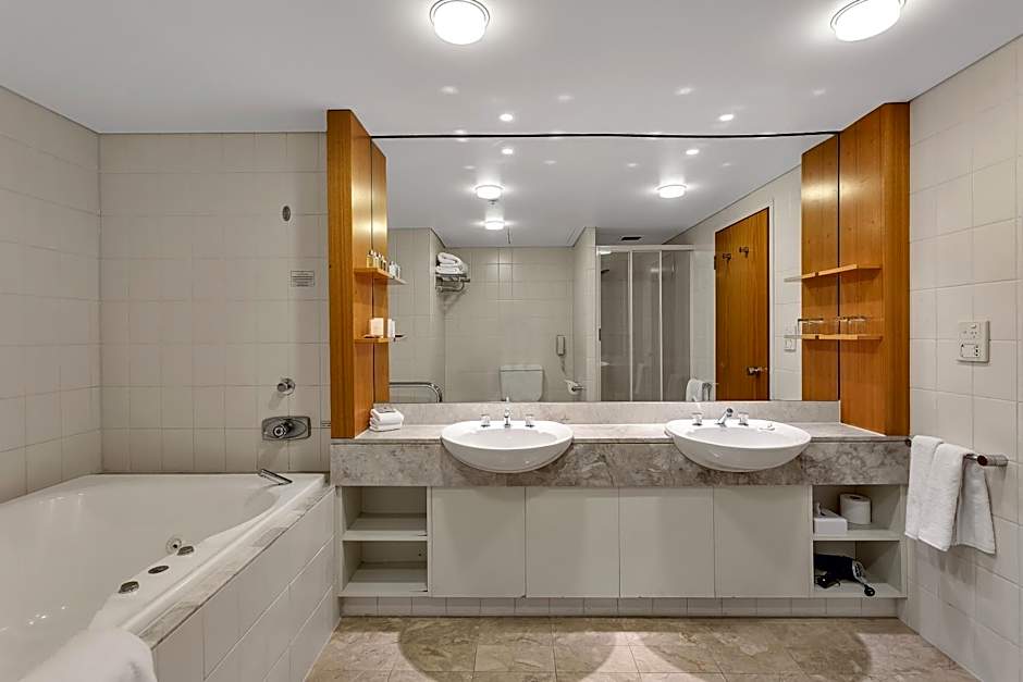 Stamford Plaza Adelaide