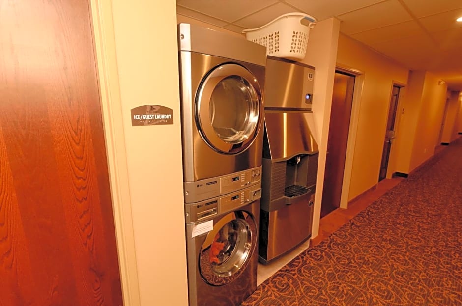Cobblestone Inn & Suites - Fort Madison