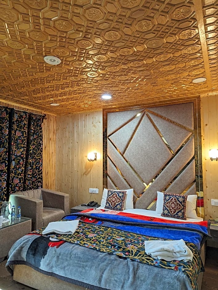 Srichan Resorts