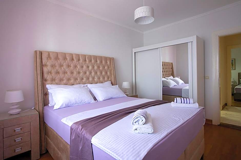 Montesan Luxury Apartment Beach Front