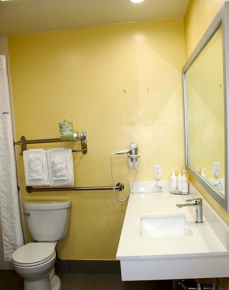 Days Inn by Wyndham Los Angeles LAX/VeniceBch/Marina DelRay